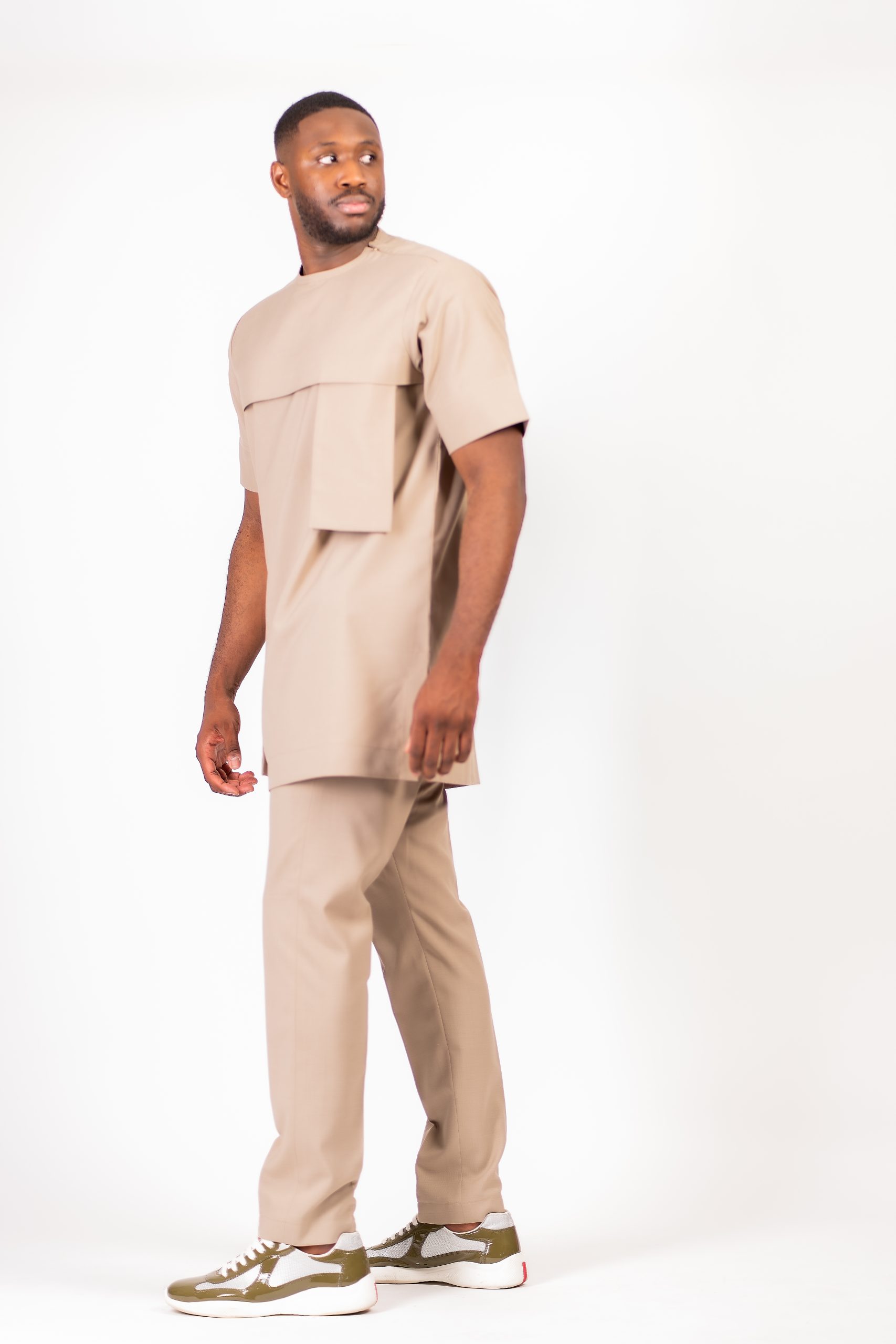 LOOK 02 — TELA – AY■■